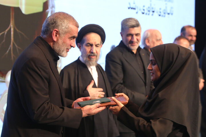 همایش سالانه بازار سرمایه ایران با حضور نایب رئیس مجلس شورای اسلامی