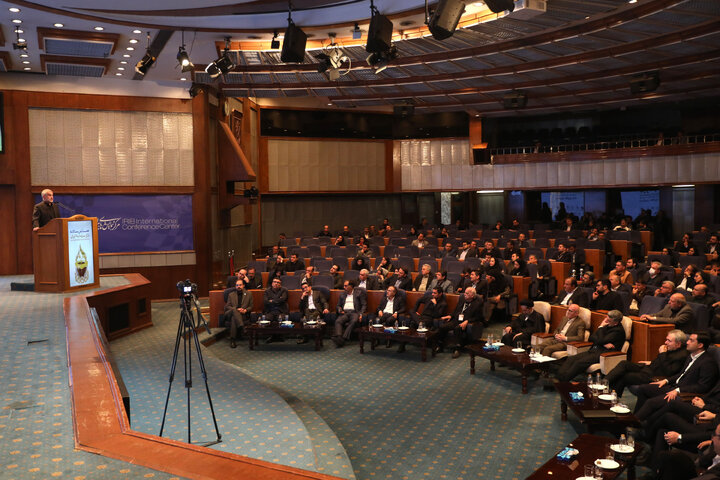 همایش سالانه بازار سرمایه ایران با حضور نایب رئیس مجلس شورای اسلامی