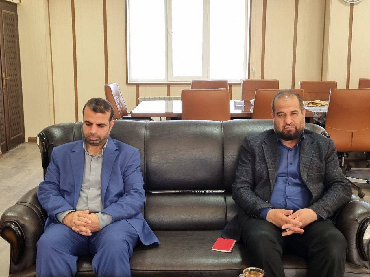 بررسی چالشها و برنامههای توسعهای شهرستان شاهرود