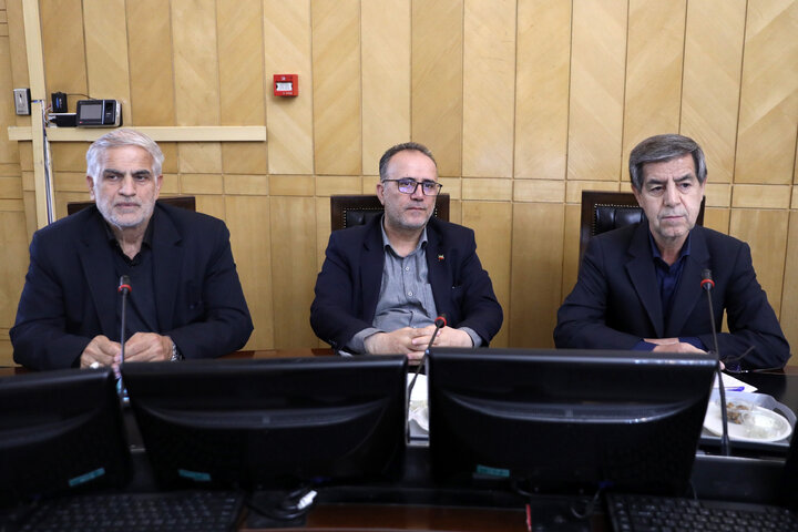 جلسه هم اندیشی نمایندگان با حضور حاجی بابایی