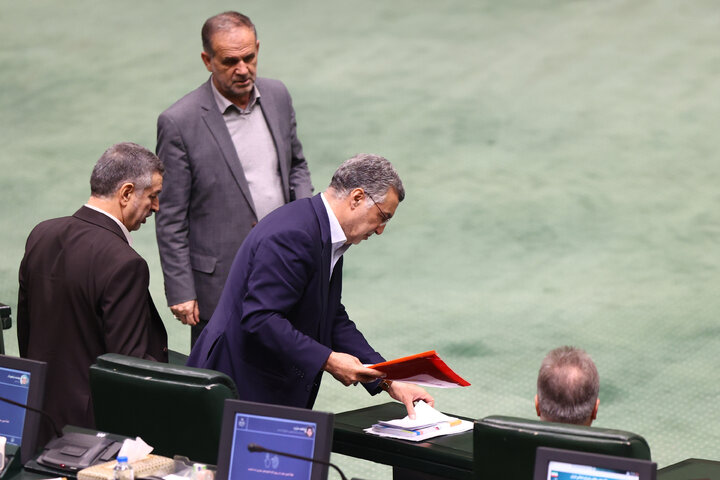 نشست علنی سه شنبه 4 آذرماه مجلس شورای اسلامی