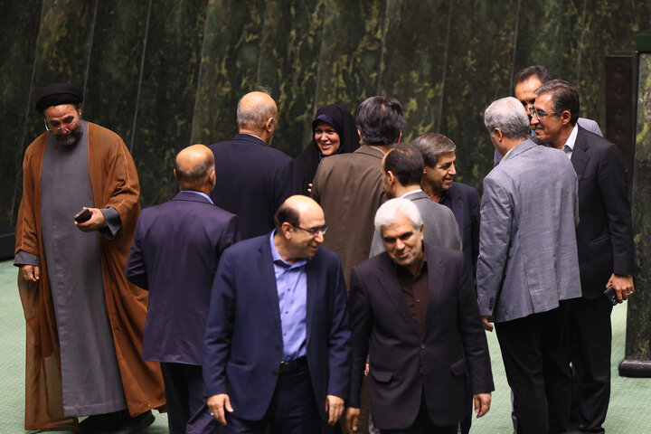 ناطقان نشست علنی سه شنبه 4 آذرماه مجلس شورای اسلامی