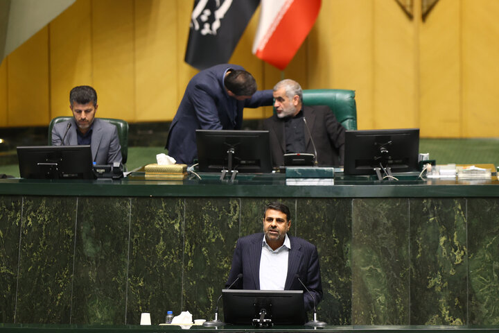 ناطقان نشست علنی سه شنبه 4 آذرماه مجلس شورای اسلامی