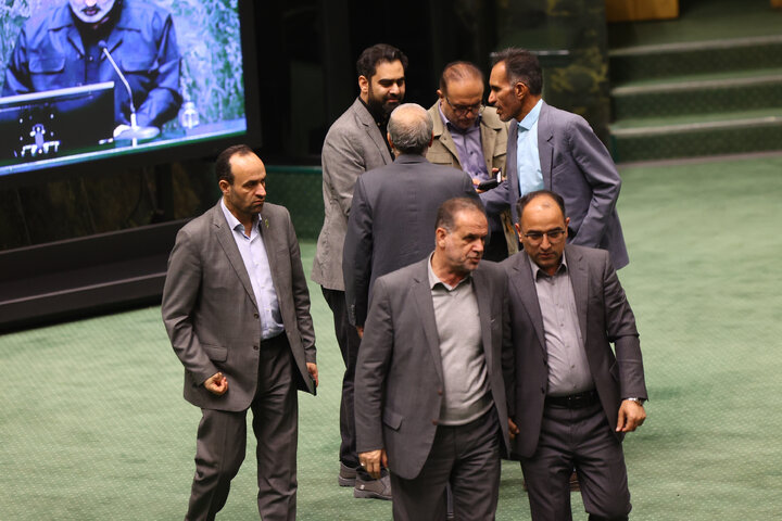 ناطقان نشست علنی سه شنبه 4 آذرماه مجلس شورای اسلامی