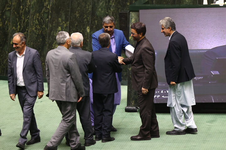 ناطقان نشست علنی سه شنبه 4 آذرماه مجلس شورای اسلامی