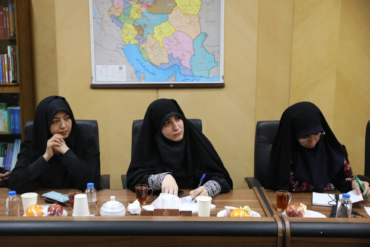 نشست سه شنبه 4 آذرماه فراکسیون زنان و خانواده مجلس