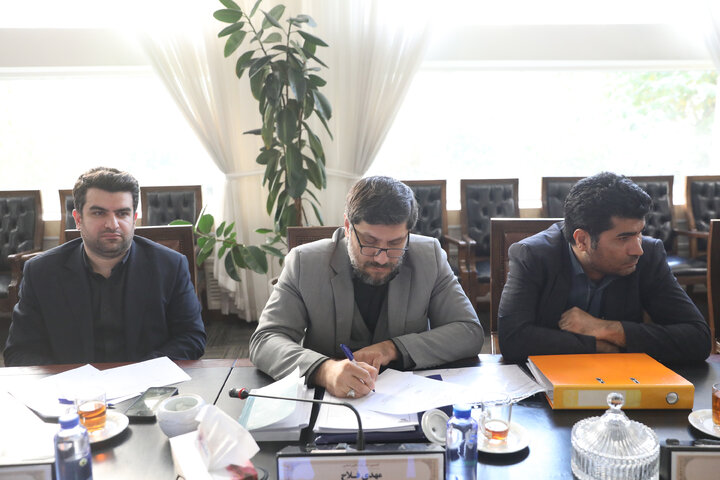 نشست سه شنبه 4 آذرماه کمیسیون اصل نودم قانون اساسی مجلس