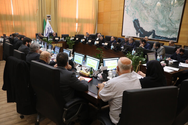 نشست سه شنبه 4 آذرماه کمیسیون ویژه حمایت از تولید و نظارت بر اجرای سیاست‌های کلی اصل ۴۴ قانون اساسی