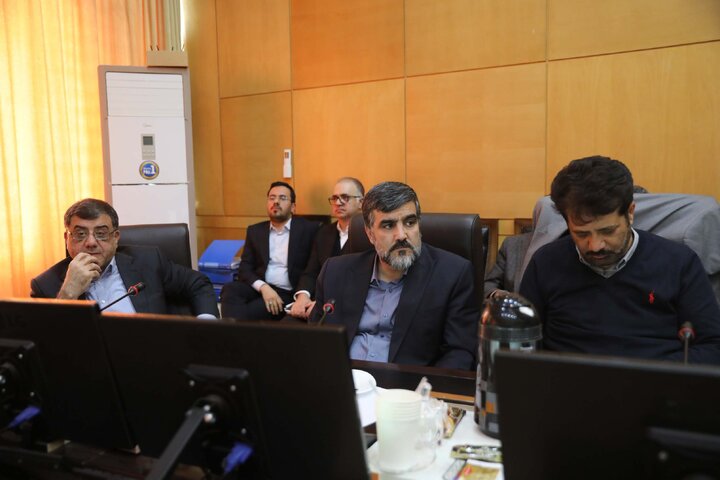 جلسه کمیسیون انرژی با حضور وزیر نفت