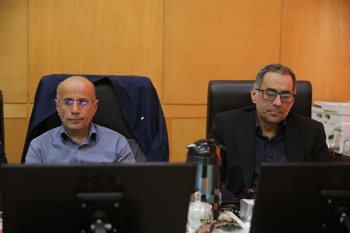 جلسه کمیسیون انرژی با حضور وزیر نفت