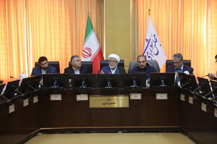 جلسه کمیسیون انرژی با حضور وزیر نفت