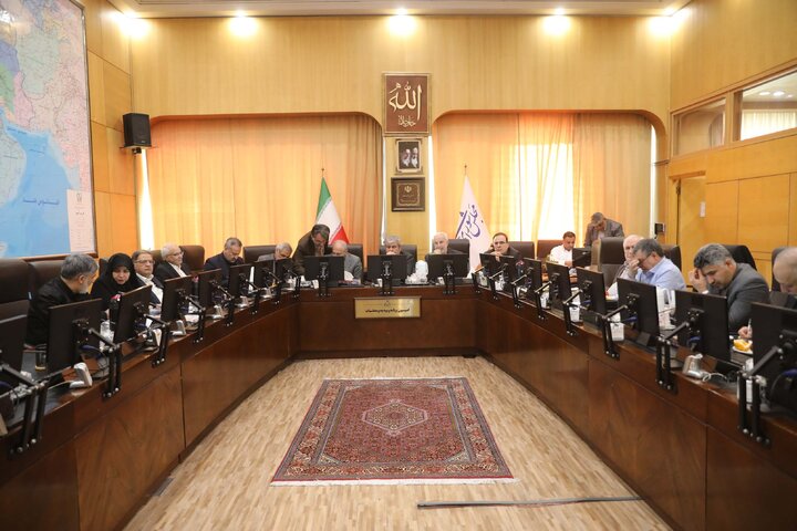 جلسه کمیسیون برنامه و بودجه با حضور رئیس سازمان برنامه و بودجه