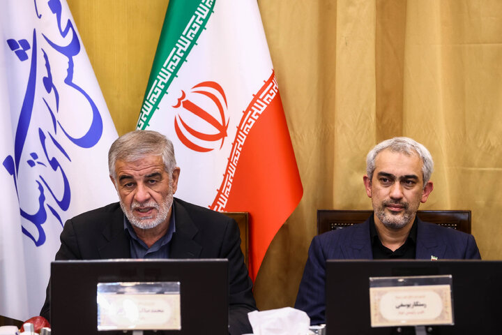 نشست سه شنبه ۴ آذرماه کمیسیون شوراهای مجلس با حضور وزیر اقتصاد