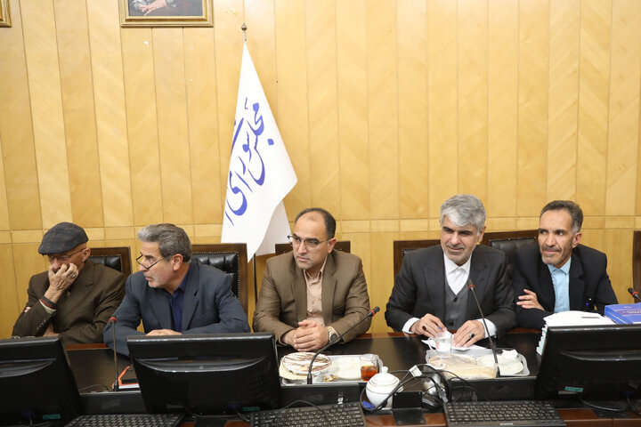 نشست مشترک چهارشنبه 5 آذرماه نمایندگان با وزیر تعاون، کار و رفاه اجتماعی