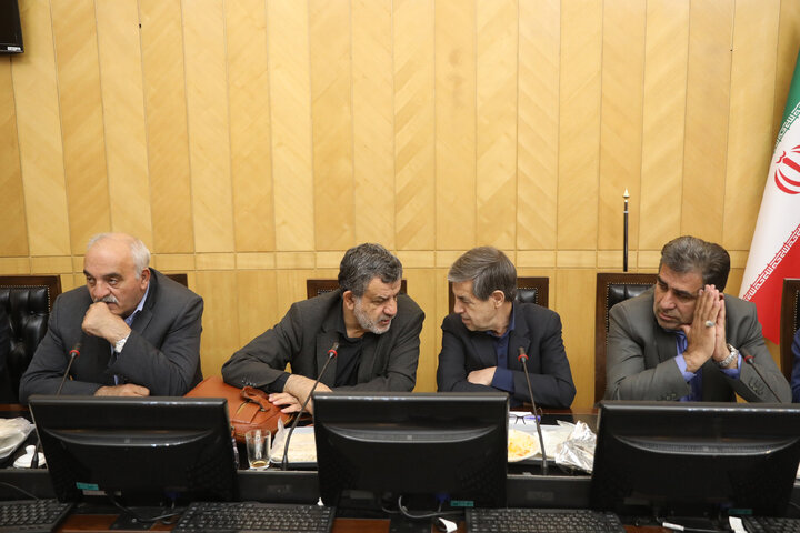 نشست مشترک چهارشنبه 5 آذرماه نمایندگان با وزیر تعاون، کار و رفاه اجتماعی