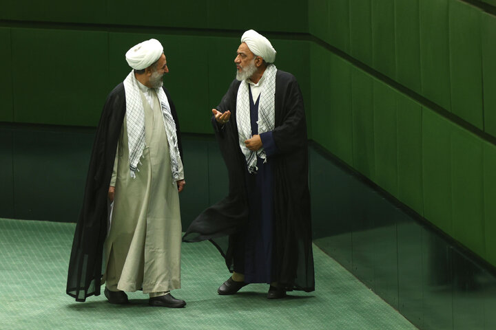 نشست علنی چهارشنبه 5 آذرماه مجلس شورای اسلامی