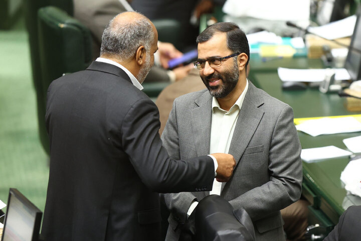 نشست علنی چهارشنبه 5 آذرماه مجلس شورای اسلامی