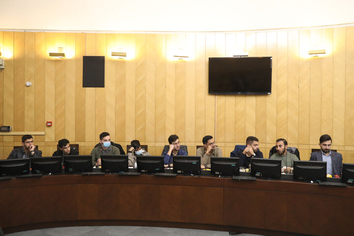 دیدار نیکزاد با دانشجویان بسیجی رشته حقوق دانشگاه امام حسین (ع)