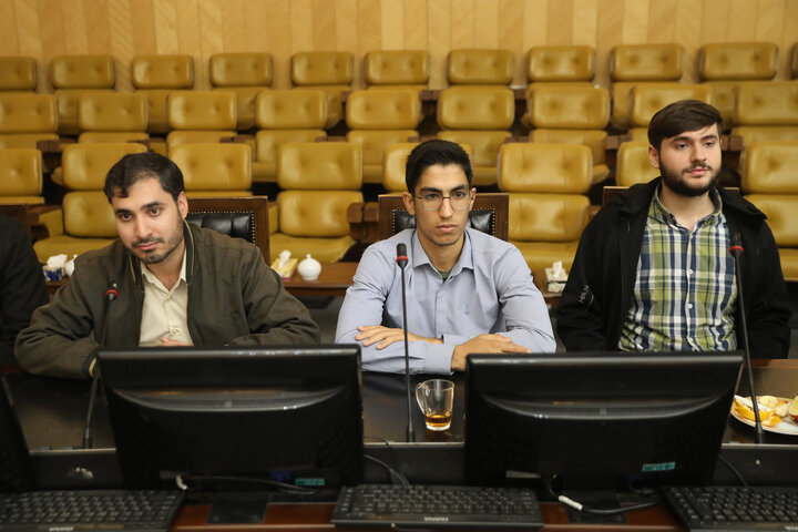 دیدار نیکزاد با دانشجویان بسیجی رشته حقوق دانشگاه امام حسین (ع)