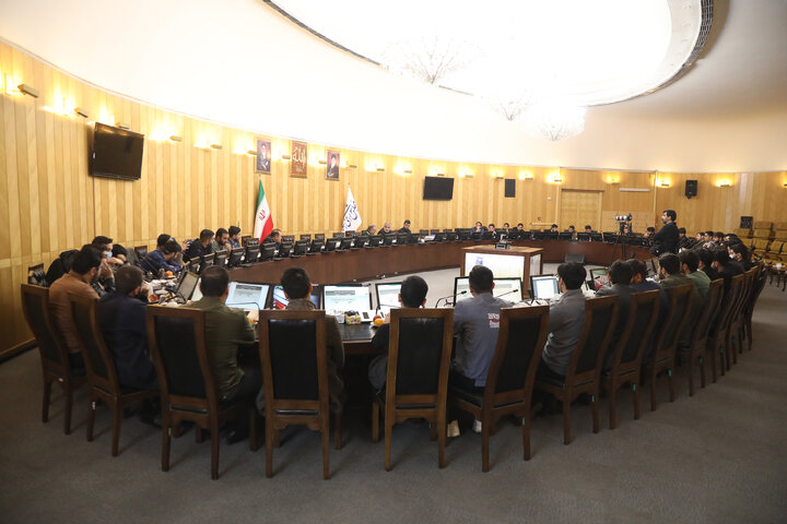 دیدار نیکزاد با دانشجویان بسیجی رشته حقوق دانشگاه امام حسین (ع)