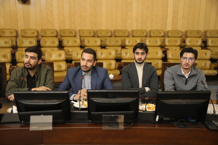 دیدار نیکزاد با دانشجویان بسیجی رشته حقوق دانشگاه امام حسین (ع)