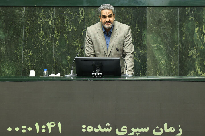 ناطقین صحن علنی چهارشنبه 5 اذر 1404