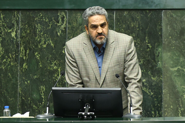 ناطقین صحن علنی چهارشنبه 5 اذر 1404