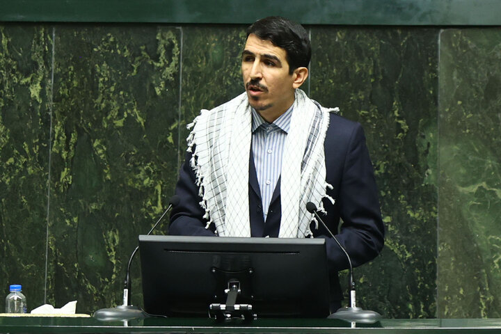 ناطقین صحن علنی چهارشنبه 5 اذر 1404