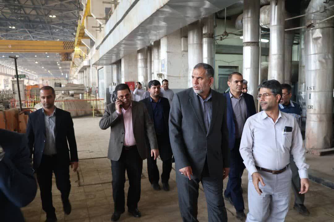 به همت موسوی‌زاده ۱۱۵ تن قیر رایگان برای پروژه‌های کوت‌عبدالله اختصاص می‌یابد / مشکلات راه، آب، برق و معابر روستاهای حبیشی و حمیدانیه رفع می‌شود