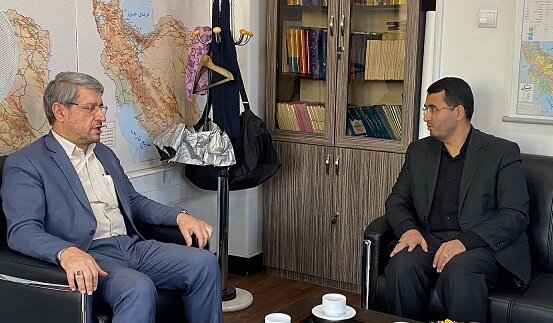 جلوگیری از تشدید آلودگی هوا؛ مطالبه فوری متفکرآزاد از وزرای نفت و نیرو