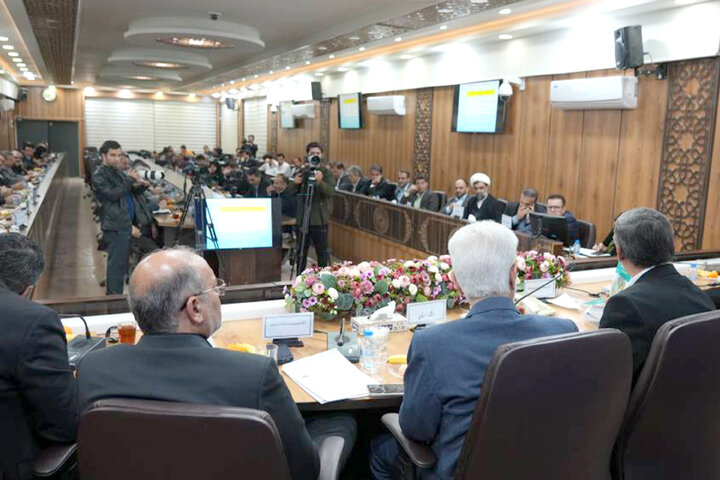 نشست اعضای کمیسیون بهداشت و درمان مجلس با شورای توسعه و برنامه ریزی استان لرستان