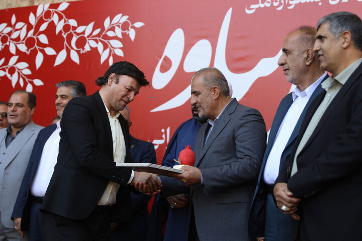 حضور و سخنرانی رییس کمیسیون_ کشاورزی در چهارمین جشنواره م ملی انار ساوه