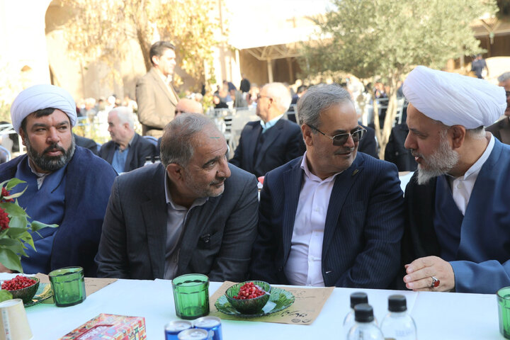 حضور و سخنرانی رییس کمیسیون_ کشاورزی در چهارمین جشنواره م ملی انار ساوه