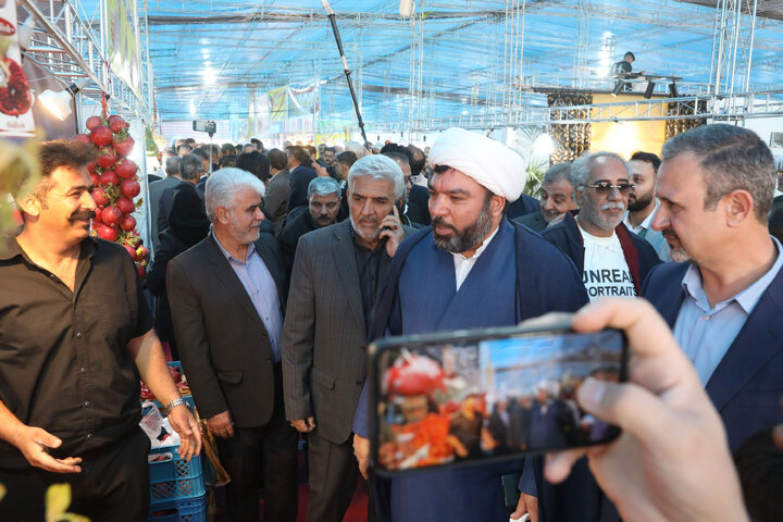 حضور در افتتاحییه چهارمین نمایشگاه جشنواره انار ساوه