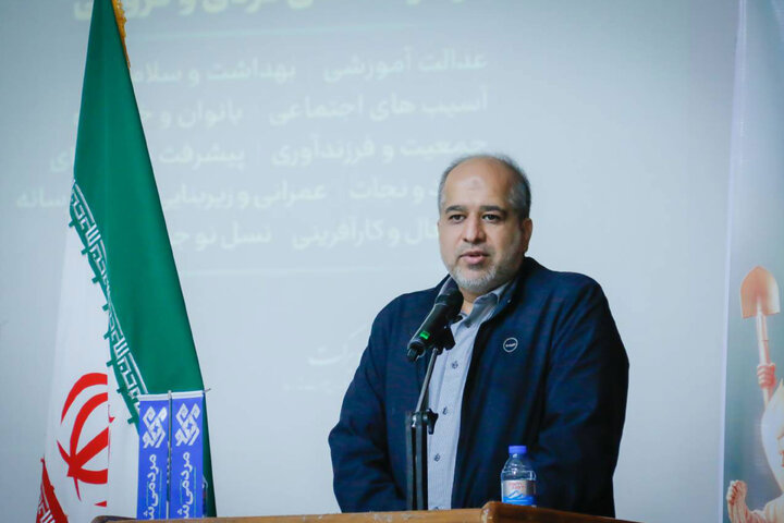 حضور علی خضریان در مراسم اختتامیه رویداد مردمی شو ۳ در شهرستان دشتستان