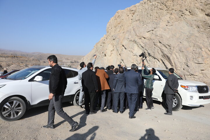 بازدید نایب رئیس مجلس از بزرگراه طرقبه به شاندیز