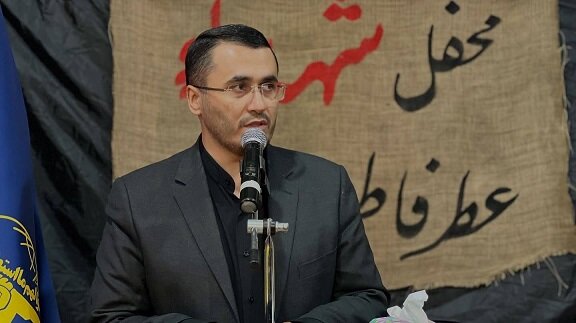 راه شهیدان از گذشته تا امروز،در حفظ عزت و هویت ملی اثرگذار بوده است