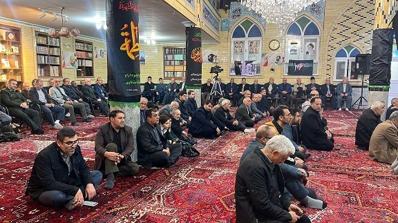 راه شهیدان از گذشته تا امروز،در حفظ عزت و هویت ملی اثرگذار بوده است