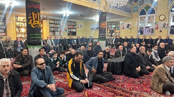 راه شهیدان از گذشته تا امروز،در حفظ عزت و هویت ملی اثرگذار بوده است