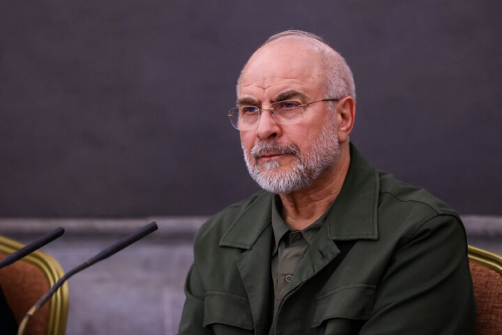 نشست صمیمانه دکتر قالیباف با مدیران رسانههای کشور