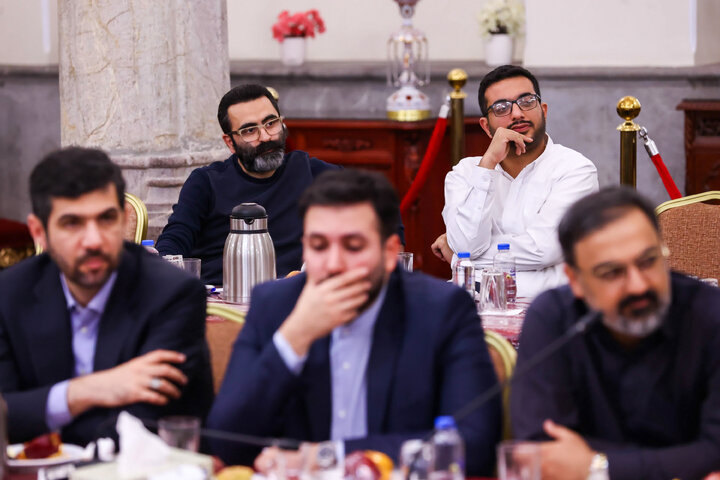 نشست صمیمانه دکتر قالیباف با مدیران رسانههای کشور