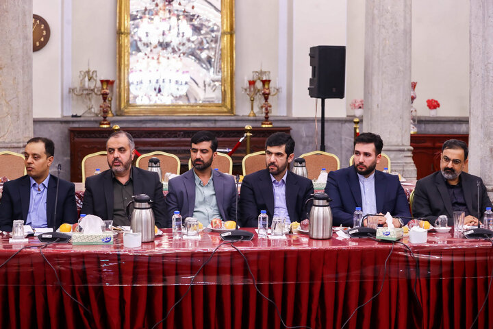 نشست صمیمانه دکتر قالیباف با مدیران رسانههای کشور