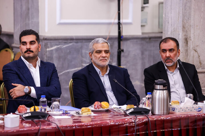 نشست صمیمانه دکتر قالیباف با مدیران رسانه‌های کشور