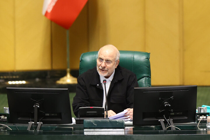 حل مسائل مردم به ویژه حوزه اقتصادی اولویت مجلس دوازدهم است