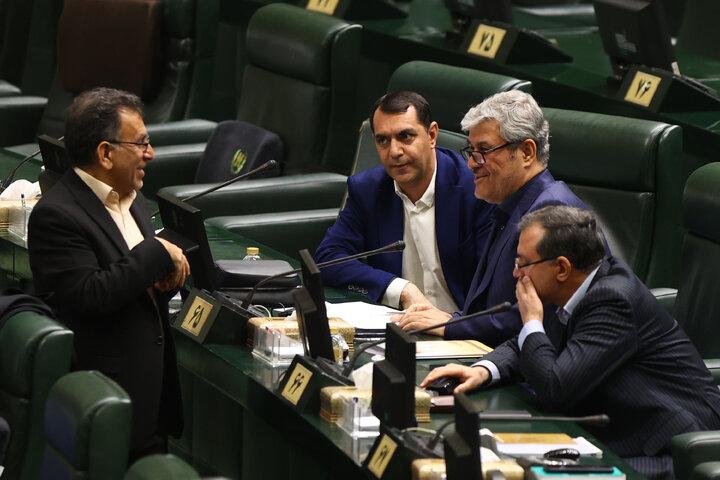 نشست علنی یکشنبه 9 آذرماه مجلس شورای اسلامی