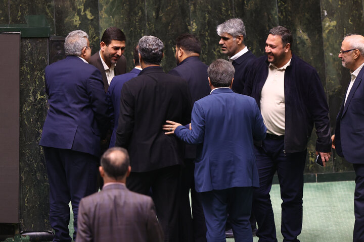 ناطقان نشست علنی یکشنبه 9 آذرماه مجلس شورای اسلامی