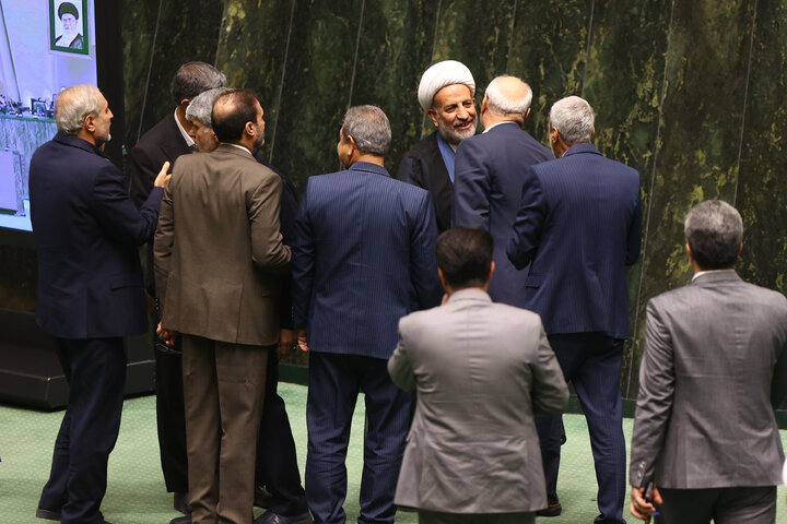 ناطقان نشست علنی یکشنبه 9 آذرماه مجلس شورای اسلامی