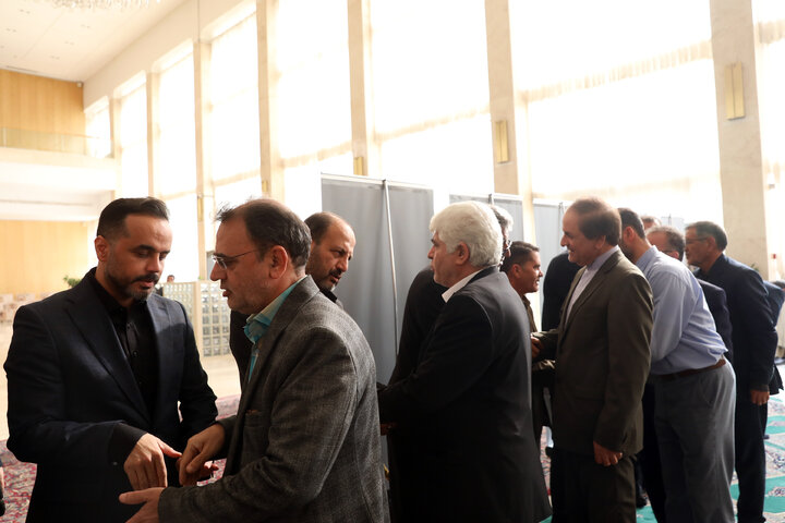 مراسم ختم خواهر رحمت نوروزی نماینده علی آباد در مجلس شورای اسلامی