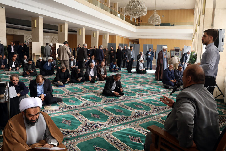 مراسم ختم خواهر رحمت نوروزی نماینده علی آباد در مجلس شورای اسلامی