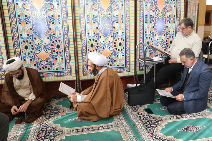 مراسم ختم خواهر رحمت نوروزی نماینده علی آباد در مجلس شورای اسلامی